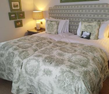 Clovelly Hotel | Red Lion Hotel