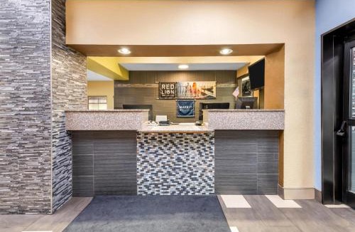 Blue Springs Hotel | Red Lion Inn & Suites Blue Springs