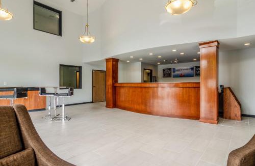 Des Moines Hotel | Red Lion Inn & Suites Des Moines