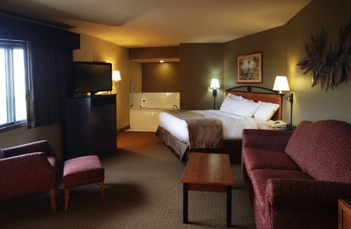 Grimes Hotel | Red Lion Inn & Suites Grimes