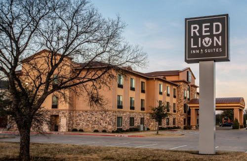 Mineral Wells Hotel | Red Lion Inn & Suites Mineral Wells