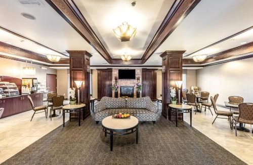 Mineral Wells Hotel | Red Lion Inn & Suites Mineral Wells