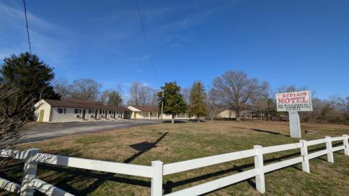 Southampton Hotel | Red Lion Motel Southampton