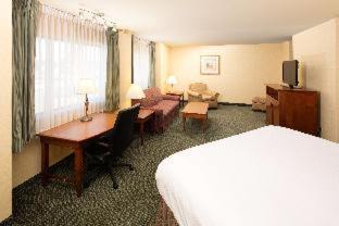 Post Falls Hotel | Red Lion Templin's Hotel on the River