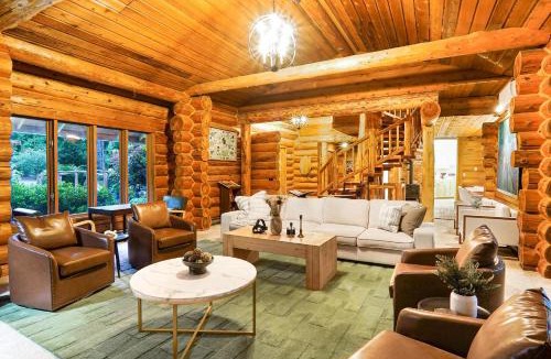 Peaceful Valley House | Red Mountain Lodge