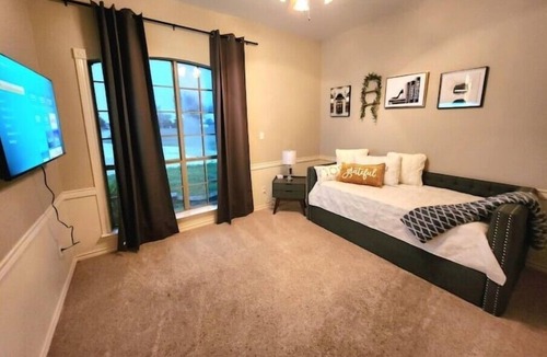 Ferris House | Red Oak Paradise