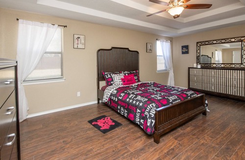 Red Oak House | Red Oak Place