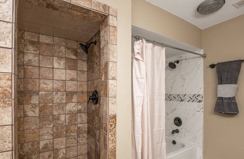 Red Oak House | Red Oak Place