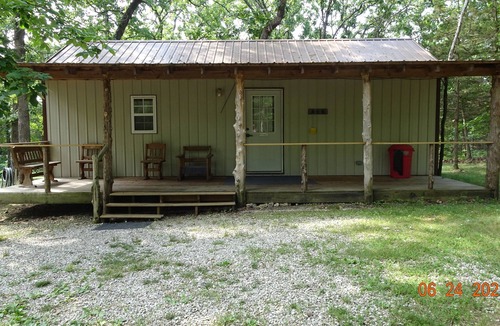 Pittsburg Cabin | Red OaknQuiet, Peaceful, Relaxing overall A Great Get Away Cabin!