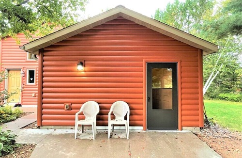 Phillips Condo | Red Pines - Elk Lake Efficiency #6A