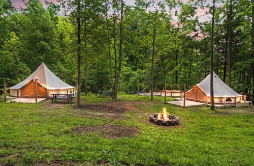Stanton House | Red River Gorge Cozy Glamping Tent for 4 Heated, Fire Pit & Hot Tub