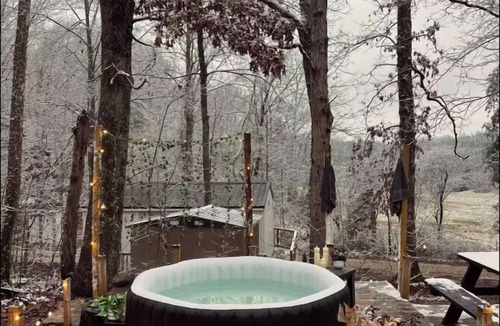 Stanton House | Red River Gorge Cozy Glamping Tent for 4 Heated, Fire Pit & Hot Tub