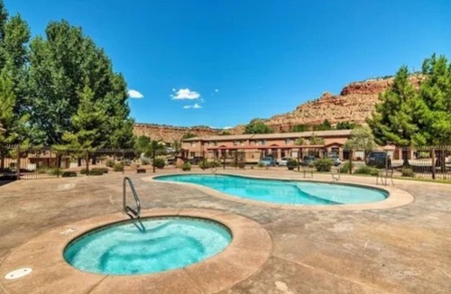 Kanab House | Red Rock Adventure Stop