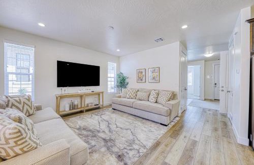 Washington House | Red Rock Radiance