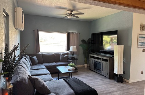 West Sedona House | Red Rock Retreat - Expansive home with hot tub great for groups, pet friendly!