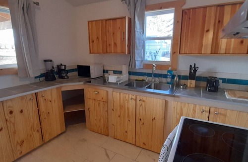 Lunenburg Apartment | Red Roof Bed & Breakfast