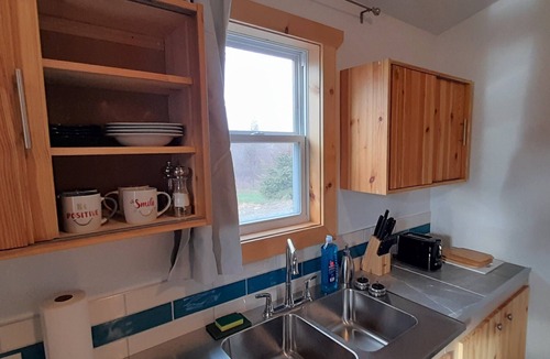 Lunenburg Apartment | Red Roof Bed & Breakfast