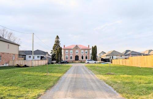 Cobourg House | Red Roof Guesthouse