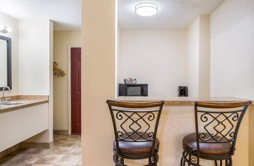 Northeast Heights Hotel | Red Roof Inn Albuquerque - Midtown
