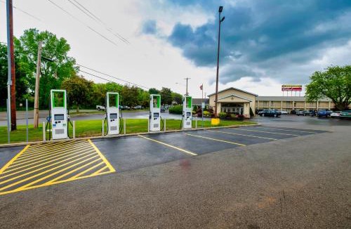 Herkimer Hotel | Red Roof Inn and Suites Herkimer