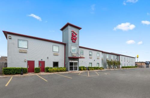 Broadmoor Hotel | Red Roof Inn Baton Rouge