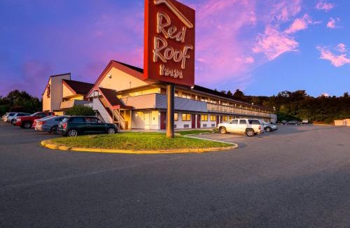 Johnson City Hotel | Red Roof Inn Binghamton - Johnson City