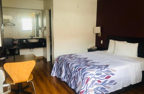 Bridgeton Hotel | Red Roof Inn Bridgeton