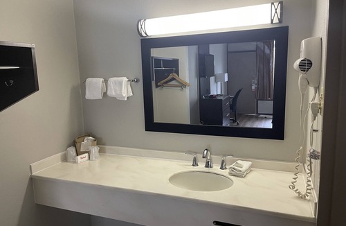 Clearfield Hotel | Red Roof Inn Clearfield