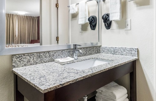Dandridge Hotel | Red Roof Inn Dandridge