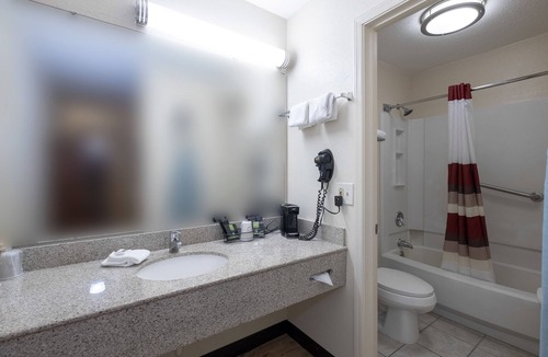 Dothan Hotel | Red Roof Inn Dothan