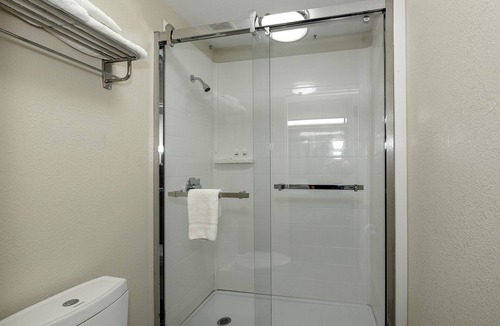 Freehold Hotel | Red Roof Inn Freehold