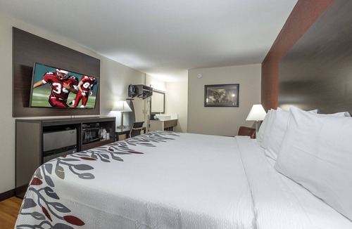 Freehold Hotel | Red Roof Inn Freehold