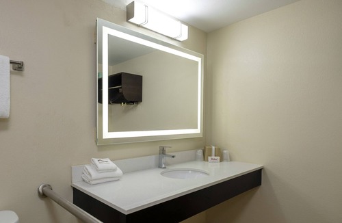 Gadsden Hotel | Red Roof Inn Gadsden