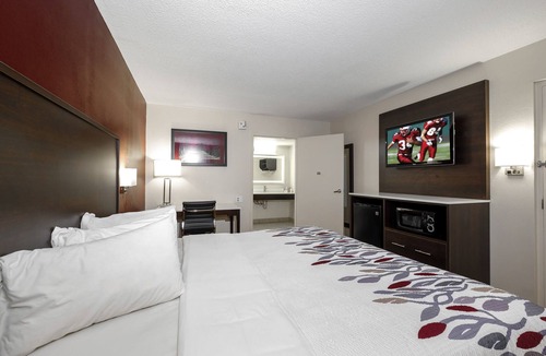 Gadsden Hotel | Red Roof Inn Gadsden