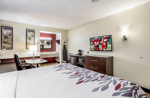 Allison Hotel | Red Roof Inn Gallup