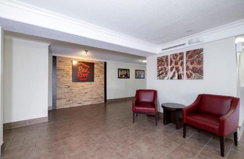 Houston Hotel | Red Roof Inn Houston North - FM1960 & I-45