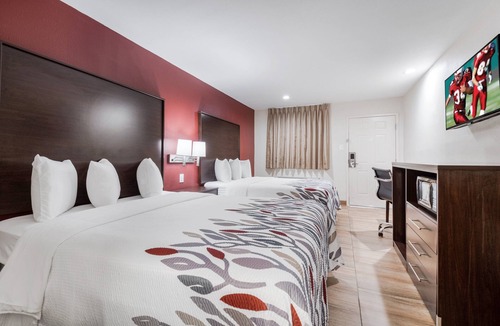Spring Hotel | Red Roof Inn Houston – Spring North