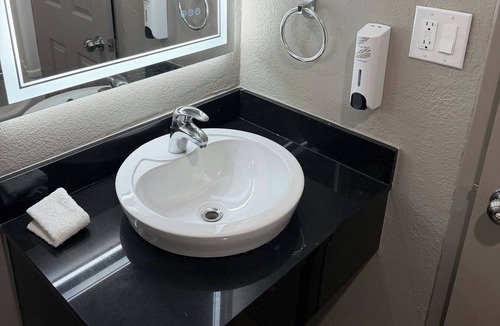 Kokomo Hotel | Red Roof Inn Kokomo