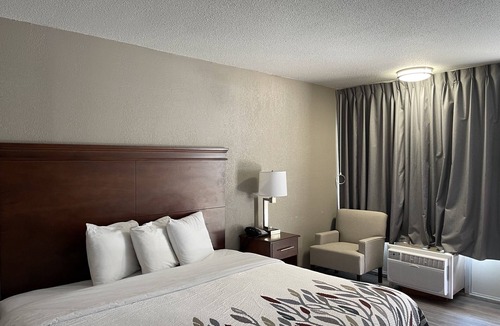 LaGrange Hotel | Red Roof Inn LaGrange
