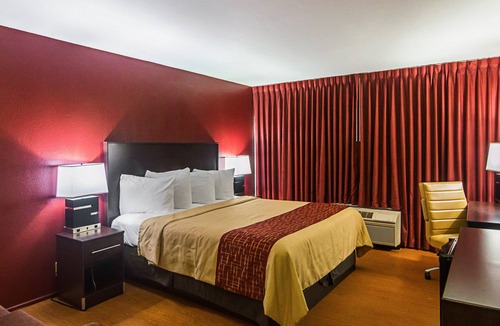 Lubbock Hotel | Red Roof Inn Lubbock