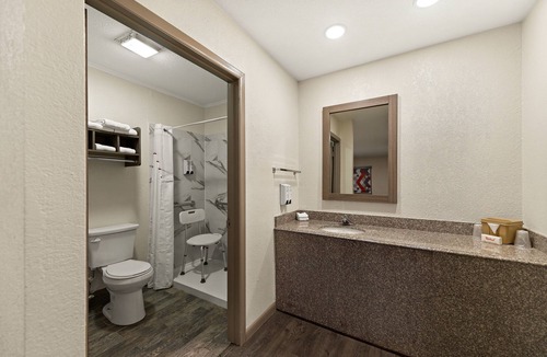 Nacogdoches Hotel | Red Roof Inn Nacogdoches