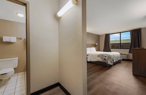 Painted Post Hotel | Red Roof Inn Painted Post