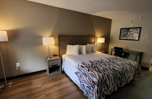 Perry Hotel | Red Roof Inn Perry