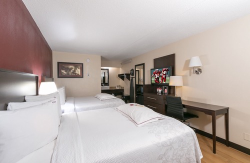 Buford Highway Hotel | Red Roof Inn PLUS+ Atlanta - Buckhead