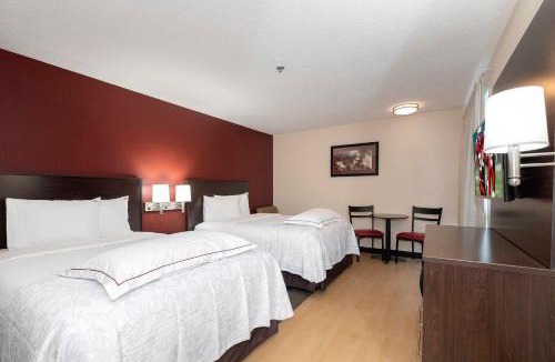 Franklin Park Hotel | Red Roof Inn PLUS Austin South - Airport