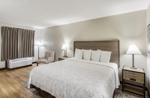 Addison Hotel | Red Roof Inn PLUS+ Dallas - Addison