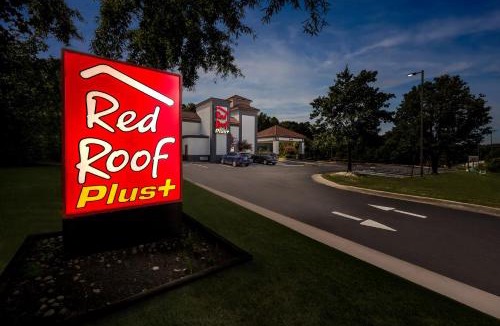 Henderson Hotel | Red Roof Inn PLUS Henderson