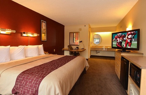 North San Antonio - SAT Hotel | Red Roof Inn San Antonio - Airport