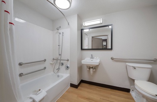 West San Antonio Hotel | Red Roof Inn San Antonio - Seaworld/Northwest