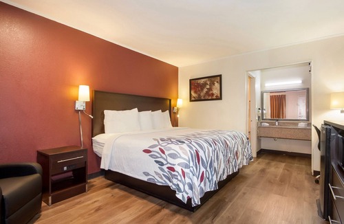 Santee Hotel | Red Roof Inn Santee